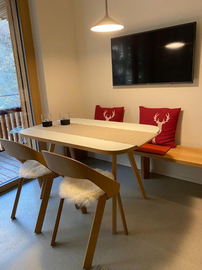 Stilvolle Ferienwohnung Direkt An Der Skipiste Flims Exterior photo